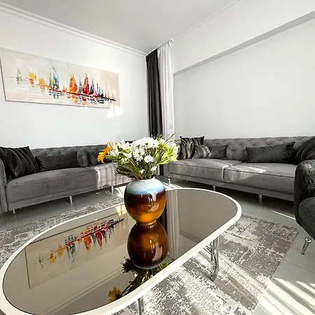 Viva Solid House Apartment Mamaia